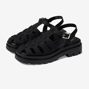 Dirty Laundry Fisherman Sandals